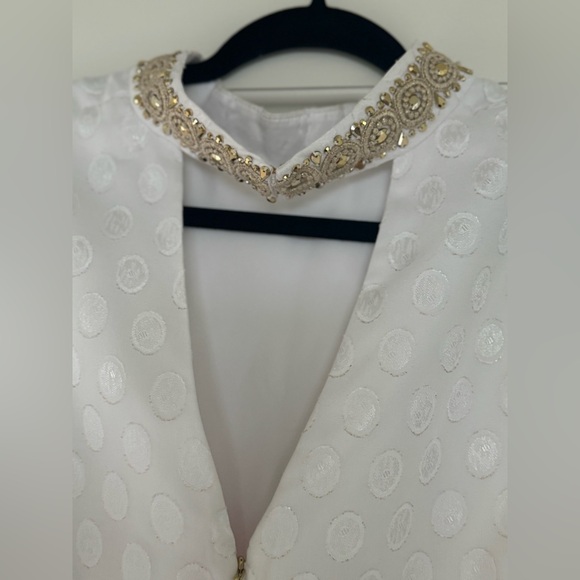 White on white Lilly Pulitzer dress - Picture 3 of 9